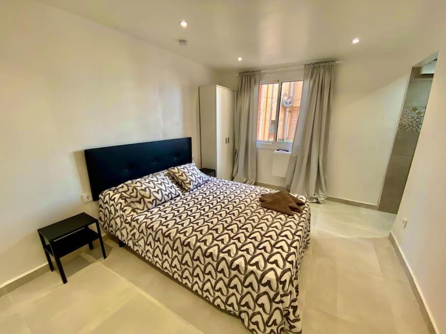 Apartamentos Con Bano Privado Frente Al Metro L5 Barcelona-Hospitalet L'Hospitalet de Llobregat Exterior foto